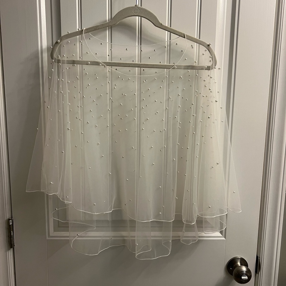 Ivory pearl wedding capelet